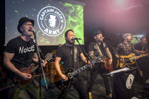 Musikquiz + Captain Jack