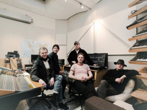 Musikquiz + The Plan